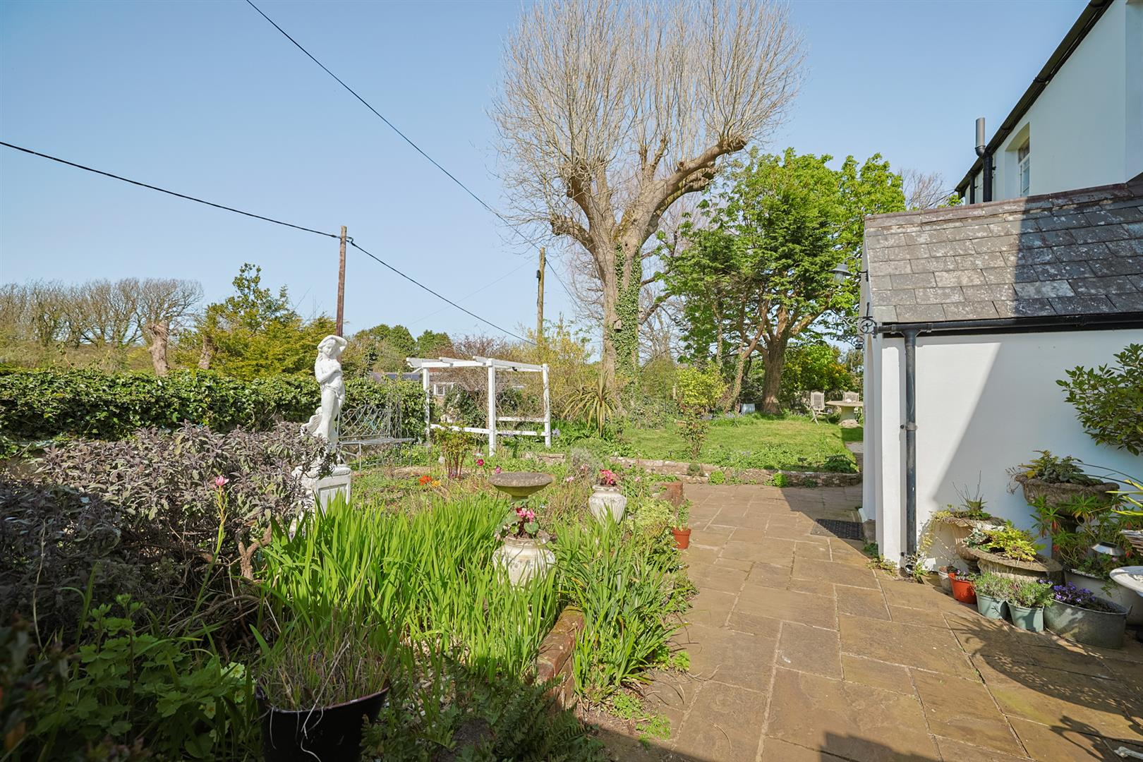 Milan House & Cottage, Overton Lane, Port Eynon, Swansea, SA3 1NR